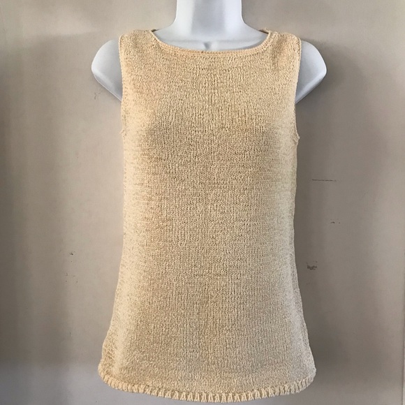 AGB Knit Top - Picture 2 of 8